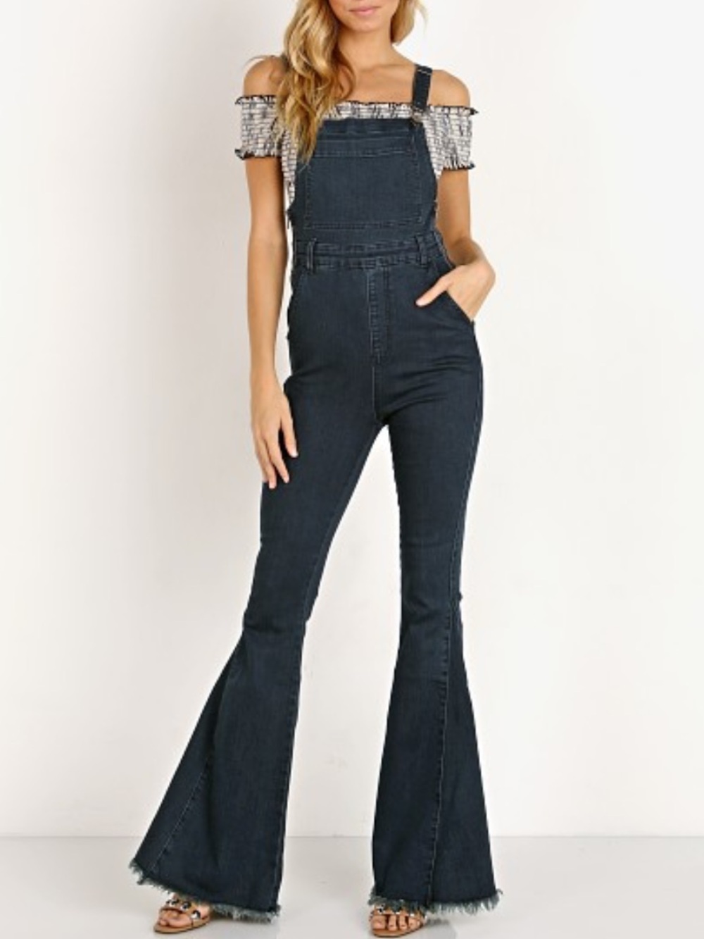 Show me your Mumu Berkeley Bell Overalls in Dark Rainstorm Size Small